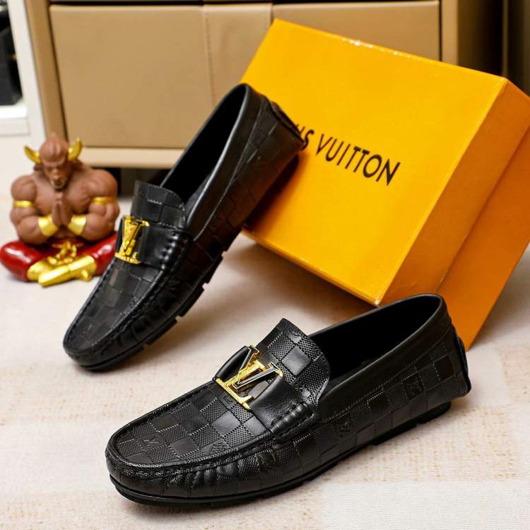 Picture of Louis Vuitton Shoes _SKULVsz38-45mnf0311111968